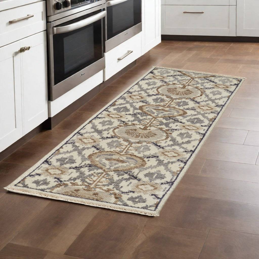 4' X 6' Gray and Ivory Wool Floral Hand Knotted Area Rug