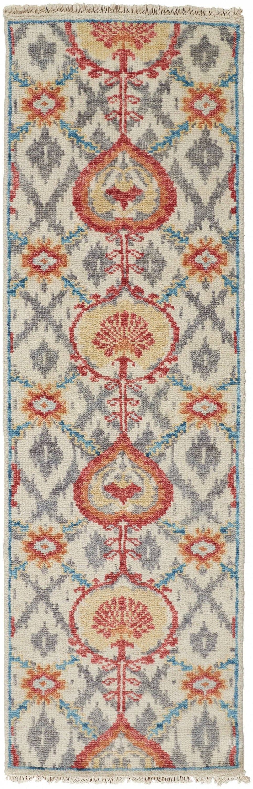 4' X 6' Gray and Ivory Wool Floral Hand Knotted Area Rug