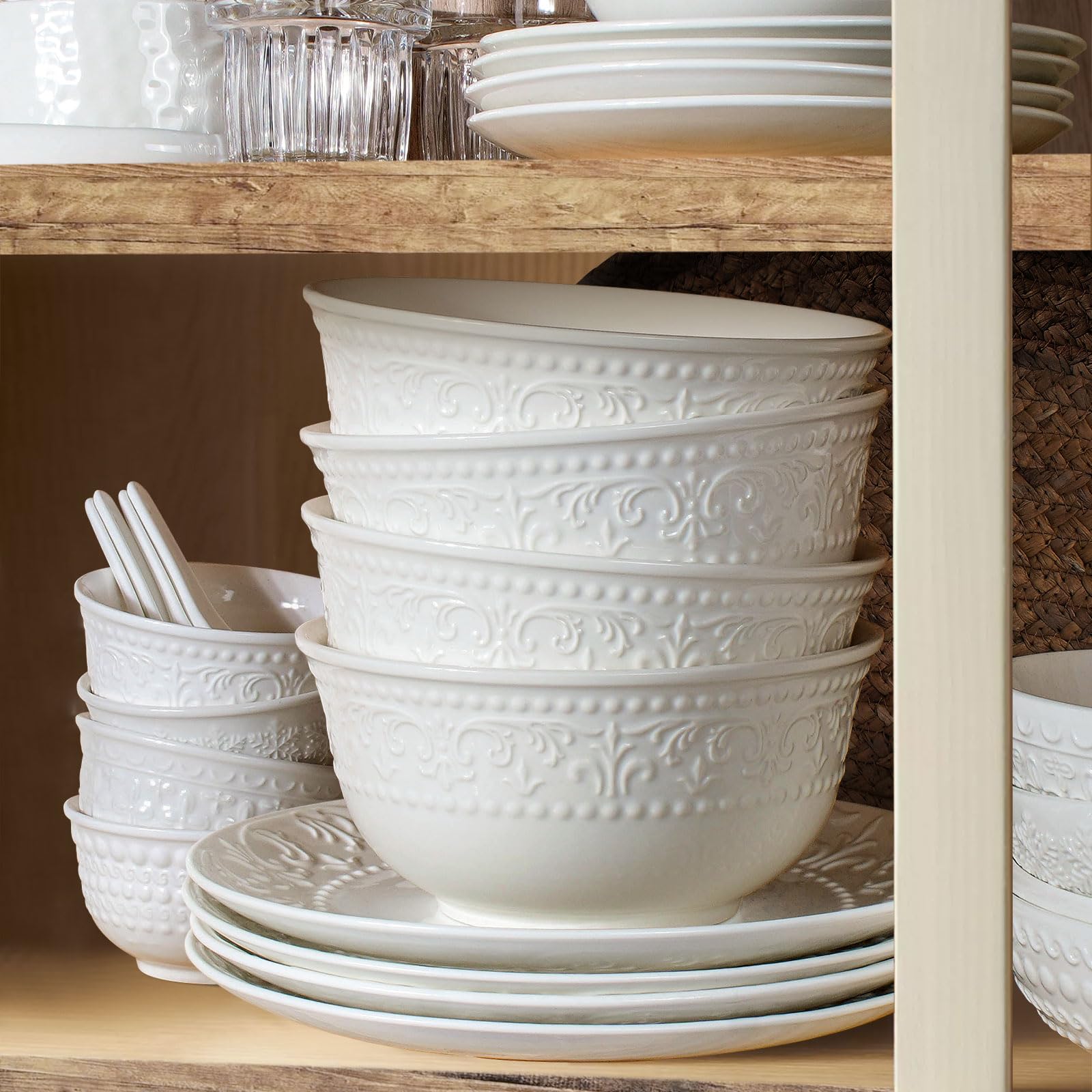 Large Salad Bowls Set of 4, 60oz White Serving Bowls Deep Deep Embossed Ceramic Mixing Bowl for Soup Kitchen, Eating, Ramen, Pasta, Dishwasher & Microwave Safe 8 inch (Multiple Patterns)