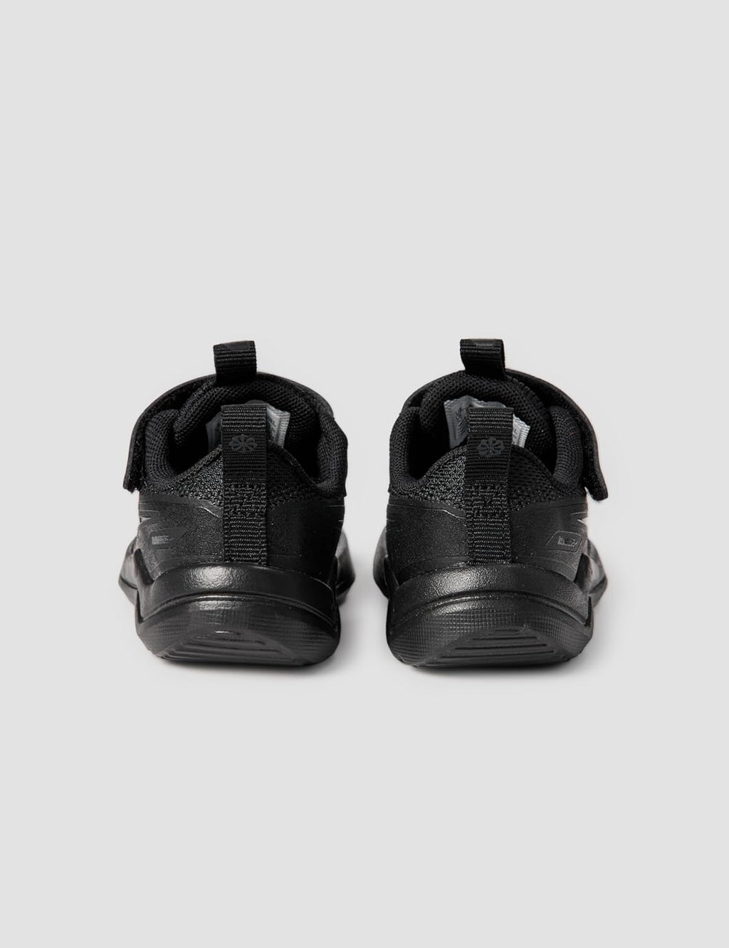 Nike Kids' Cosmic Runner Shoes