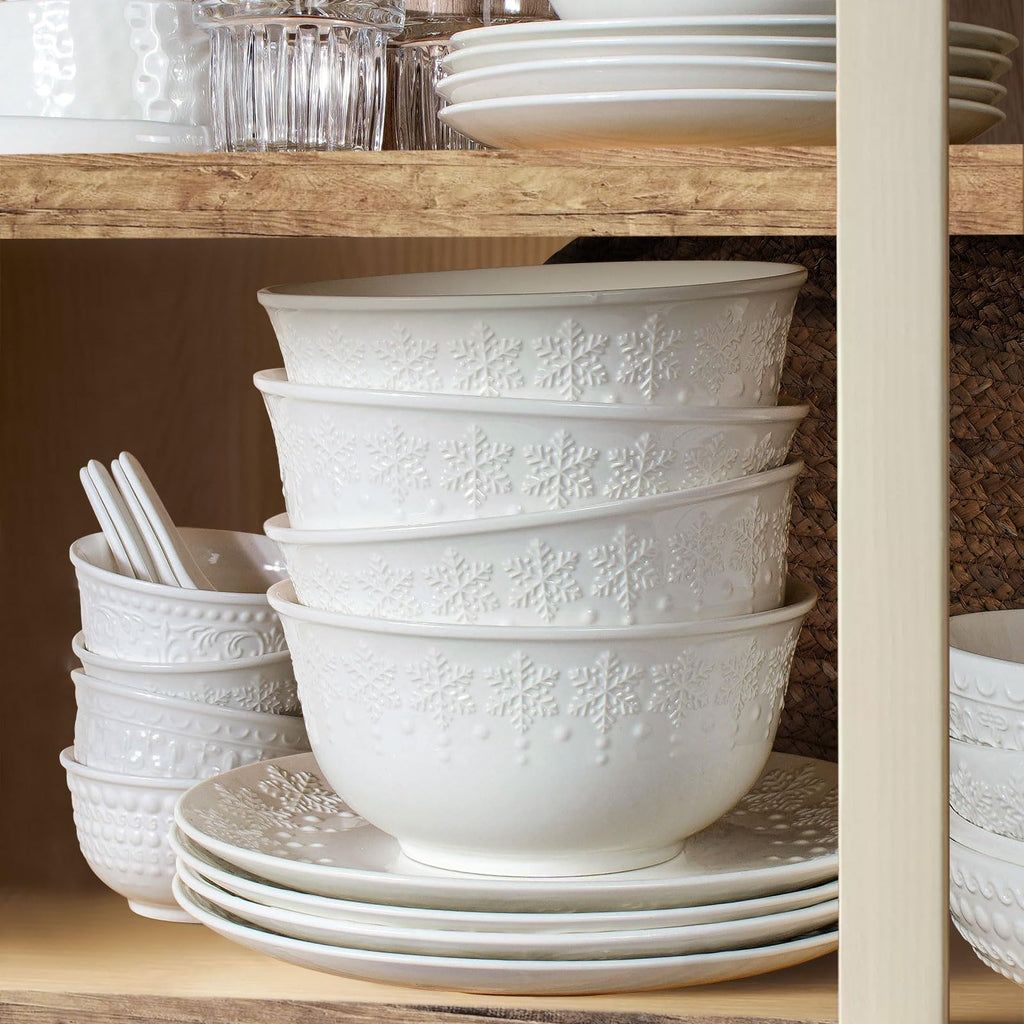 Large Salad Bowls Set of 4, 60oz White Serving Bowls Deep Deep Embossed Ceramic Mixing Bowl for Soup Kitchen, Eating, Ramen, Pasta, Dishwasher & Microwave Safe 8 inch (Multiple Patterns)