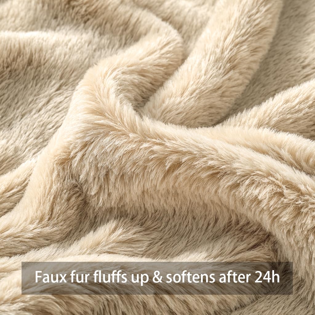 4TH Emotion Fall Pumpkins Decorative Pillow Covers 18x18 Set of 2, Beige Soft Plush Faux Fur Wool Farmhouse Throw Cushion Cases for Autumn Thanksgiving Holiday Home Decorations