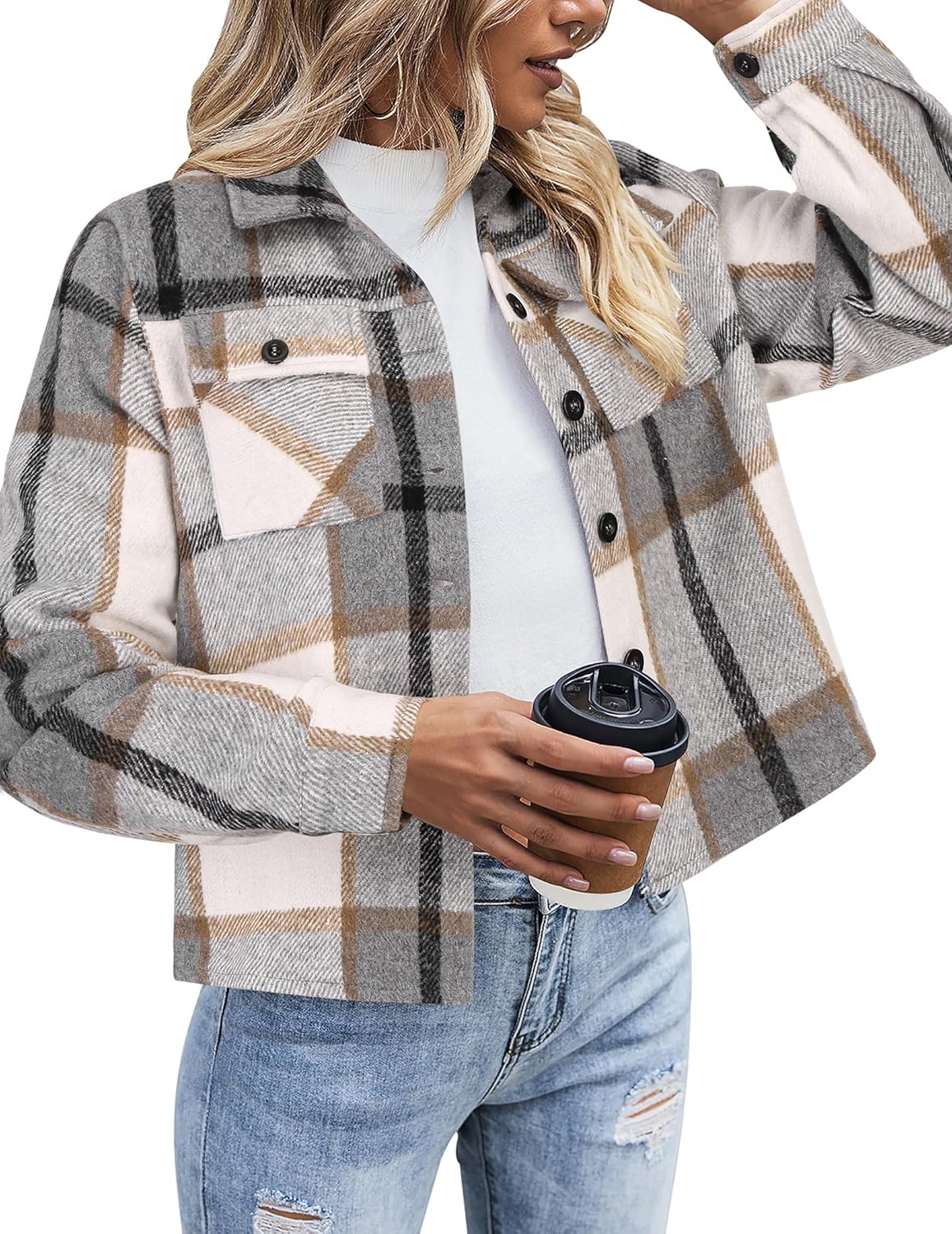 Zeagoo Flannels for Women Cropped Shacket Jacket Fashion Plaid Button Down Shirt 2025 Fall Coat Tops