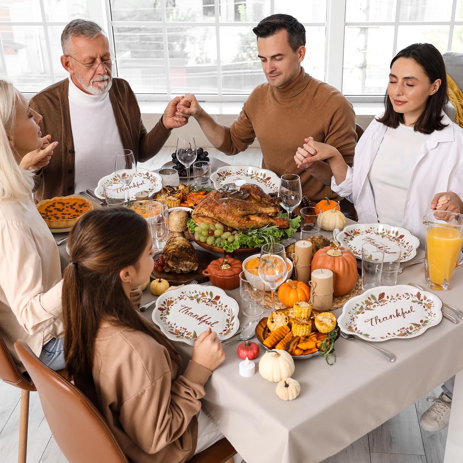 50 Pcs Thanksgiving Leaves Oval Paper Plates 9.6"x12"Autumn Berry Heavy Duty Party Plates Fall Maple Large Disposable Plates for Fall Harvest Give Thanks Party Supply