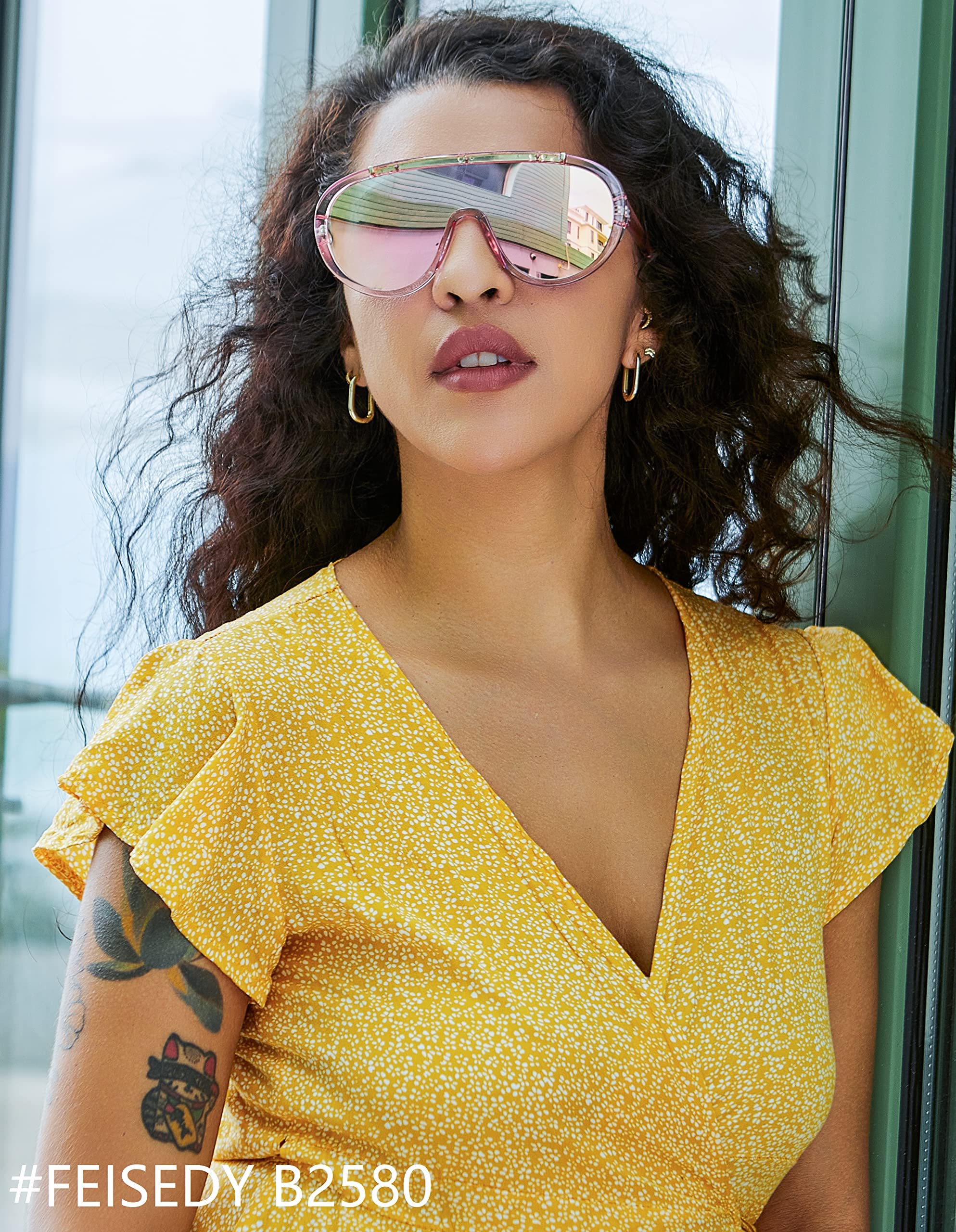 FEISEDY Sunglasses Women Oversized One Piece Frame UV400 Sun Glasses Trendy Retro Shades B2580